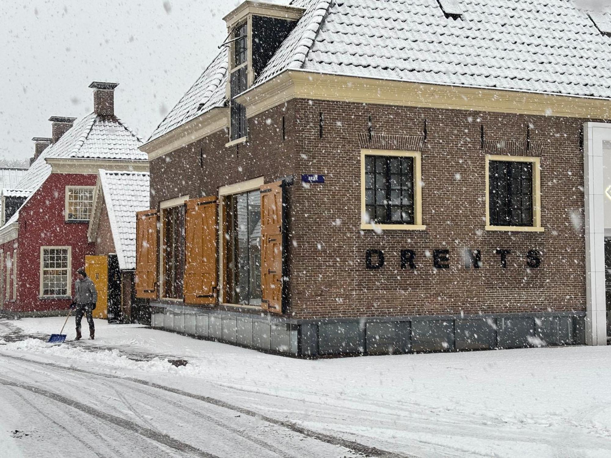 Logement The Black Tie Assen Esterno foto